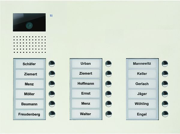 Station extérieure vidéo TCS série AVU avec 18 boutons de sonnerie (alignés à droite), 3 colonnes, UP blanc, AVU16180-0019