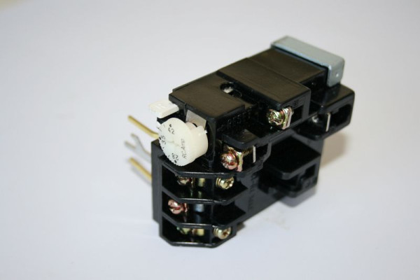 Relais de protection moteur ELMAG n° 91 pour HY 230-4, type TH-12, 2, 8-4, 2A, 9709176