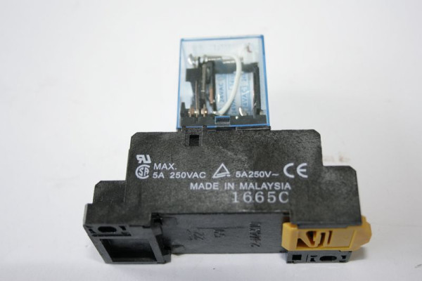 Relais ELMAG, pour GBM 4/40 + 4/50 SGA et compresseur à vis série RLC, 9802266