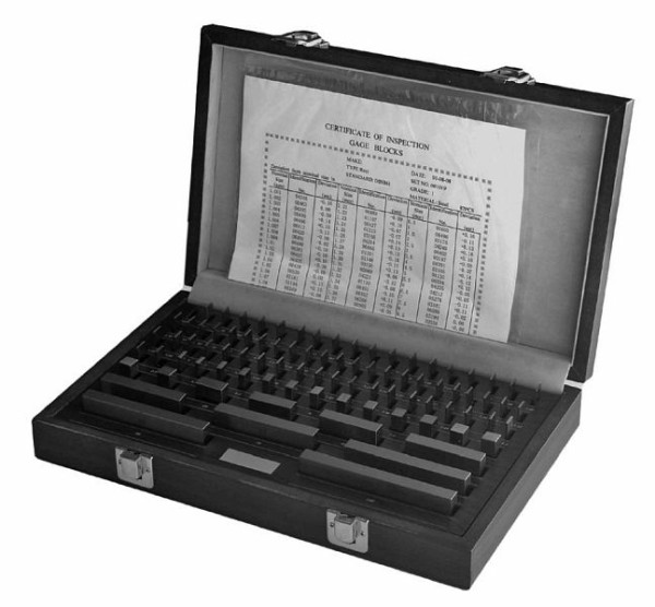 Jeu de cales étalons MACK dans un coffret en bois, acier spécial 87 pièces, 0,5-100 mm