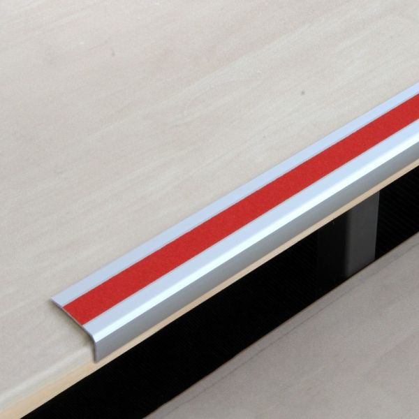 Pantalon de farine profil de bord d'escalier antidérapant en aluminium avec revêtement antidérapant m2, Easy Clean rouge 53x800x31mm, ATM3RF3