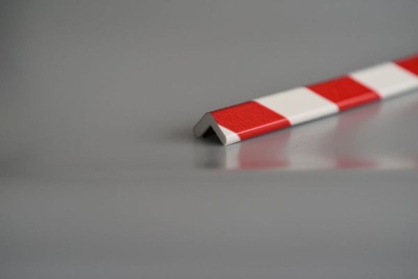Protection d'angle Knuffi, profil d'avertissement et de protection type E, rouge/blanc, 1 mètre, magnétique, PE-5011