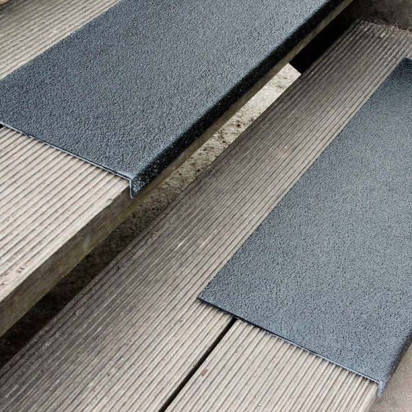 Pantalon de farine profil de bord antidérapant GRP moyen noir 230x1000x30mm, GKMS2301000