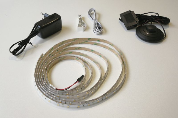Kit d'éclairage Kerkmann 2500, 2,5 m de long, câble d'alimentation 5 m, 22342400