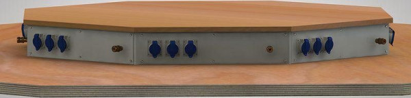 Fixation énergétique KLW à 8 angles pour une longueur de poste de travail 1350 mm, avec plaque de recouvrement en hêtre multiplex, 8E-EAB-K135-003