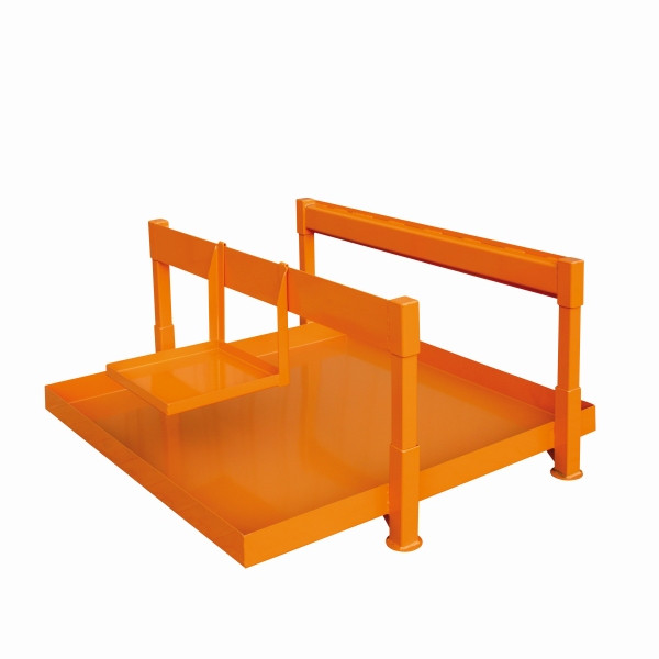 Station de remplissage de fûts industriels Eichinger, composée d'un bac collecteur, d'un cadre et d'un porte-canette. Sans palette de barils, 2 x barils pur orange, 22710100000000
