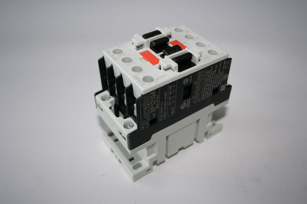 Contacteur ELMAG 48 volts (charge n°15) pour STARTMASTER 800-1000, 9505098