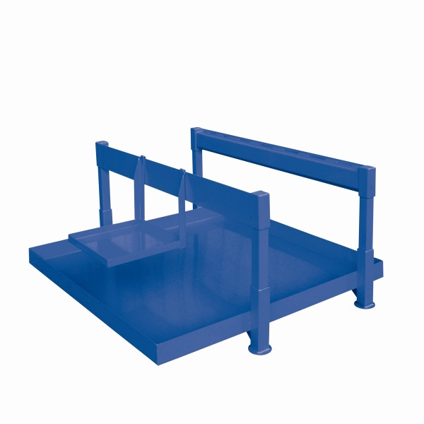 Station de remplissage de fûts industriels Eichinger, composée d'un bac collecteur, d'un cadre et d'un porte-canette. Sans palette de fûts, 4 x fûts bleu gentiane, 22710200000097