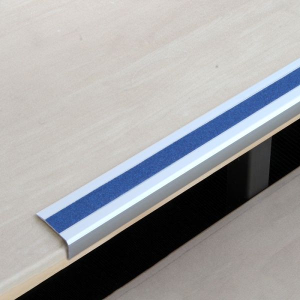 Pantalon de farine profil de bord d'escalier antidérapant en aluminium avec revêtement antidérapant m2, bleu universel 53x1000x31mm, autocollant, ATM1BF2sk