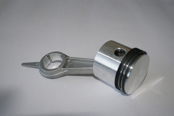 Bielle ELMAG, comprenant pistons et segments pour TURBO 260 'D3' (Kit 901), 9100094