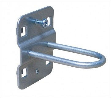Support rond mural perforé ADB, adapté à la perforation Euro (10x10mm / 38x38mm), Ø : 5 mm, couleur : aluminium, RAL 9006, dimensions Lxl : 65 mm x 25 mm, 23149