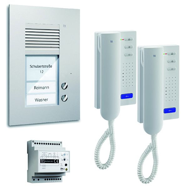 Système de commande de porte audio TCS : pack UP pour 2 unités résidentielles, avec poste extérieur PUK 2 boutons de sonnerie, 2x interphones ISH3130, unité de commande BVS20, PSU2120-0000