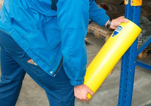 DENIOS protection contre les collisions d'étagères Protector XXL, jaune signal, pour largeur de montant d'étagère 111-120 mm, 240-233