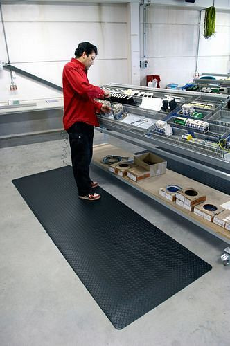 Tapis antistatique DENIOS 1 avec câble de mise à la terre et bouton-pression, 0,9 x 1,5 m, 165-543