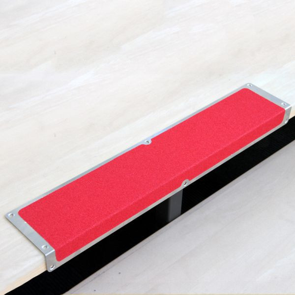 Pantalon de farine profilé de bord antidérapant en aluminium avec revêtement antidérapant m2, rouge universel 120x635x45mm, AKM1RF1
