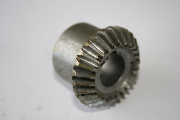 Arbre de transmission conique ELMAG Ø 30 mm (côté moteur), pour GBM 4/50 SGA, 9802265