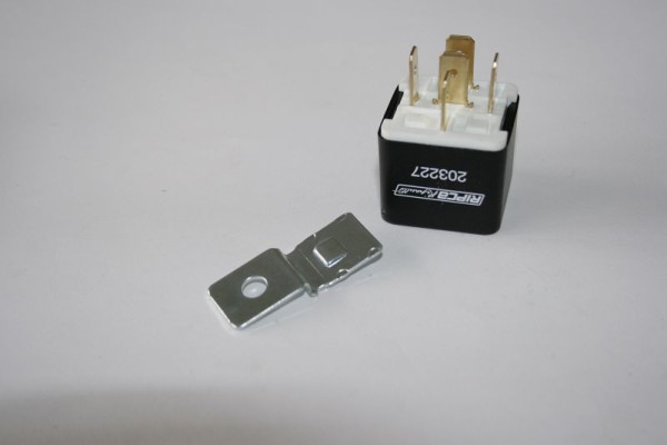 Relais ELMAG 12 volts pour groupes électrogènes, avec contacts plats, 9503350