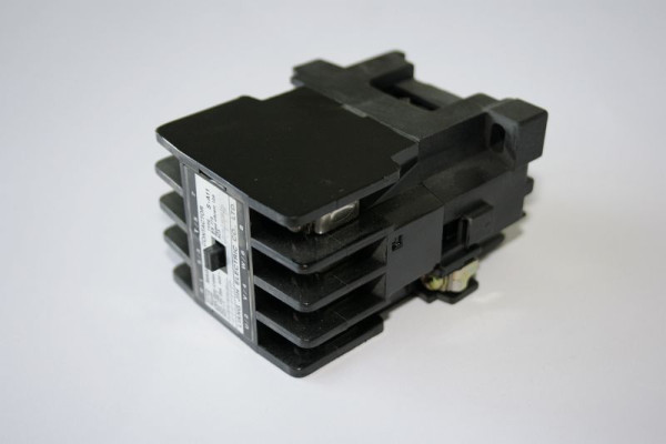Contacteur ELMAG 380 volts (S-R12) pour scie à ruban à métaux HY 180/4, 9709125