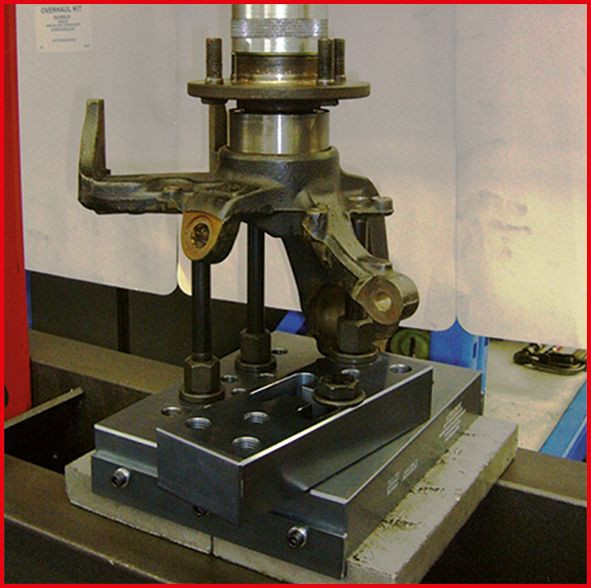 Base de presse universelle KS Tools, 245x200mm, 700.1740