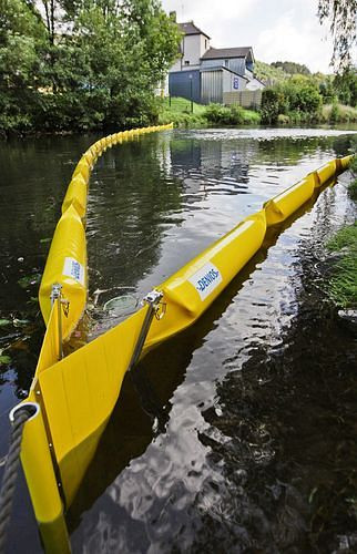 Barrage pétrolier DENSORB ECOLINE 400, 10 m, franc-bord 150 mm, profondeur d'immersion 250 mm, 267-958