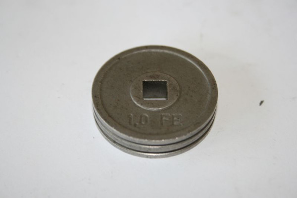 Rouleau d'alimentation ELMAG 1,0/1,2 mm (Ø extérieur 30 mm, largeur 6,9 mm, montage carré 6 mm), pour EUROMIG 160 (CEMONT), 9504417