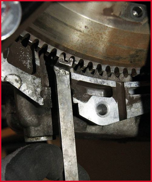 KS Tools Outil de fixation du volant moteur 130 mm 400.9046
