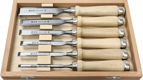Jeu de ciseaux MHG avec livret de livre blanc dans une boîte en bois, lame affûtée