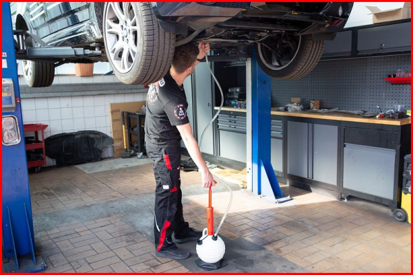 Dispositif de remplissage d'huile de transmission KS Tools avec pompe manuelle sans adaptateur, 150.9671