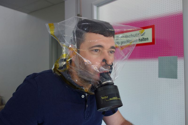EKASTU Safety Dispositif de filtre d'évacuation de EKASTU Safety avec hotte escABEK-P3 avec support de ceinture, 466428