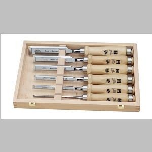 Jeu de ciseaux MHG avec livret blanc dans un coffret en bois, lame polie
