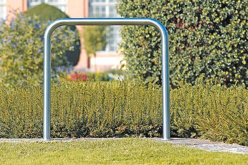 Support en acier inoxydable DENIOS, tube rond courbé, sans genouillère, à cheviller, hauteur 700 mm, 310945