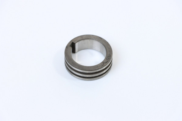 Rouleau d'alimentation ELMAG 1,2/1,6 mm, DMS250-400, PM272/302/301 (Ø extérieur 30 mm/Ø intérieur 22 mm, largeur 10 mm) pour Fe/CrNi, TS, rainuré, 54723