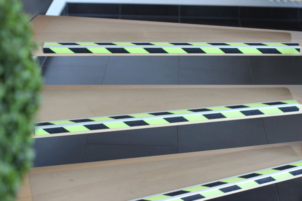 Pantalon de farine profil de bord d'escalier antidérapant en aluminium avec revêtement antidérapant m2, jour fluorescent R13 53x1000x31mm, 2 bandes, ATM1FS2