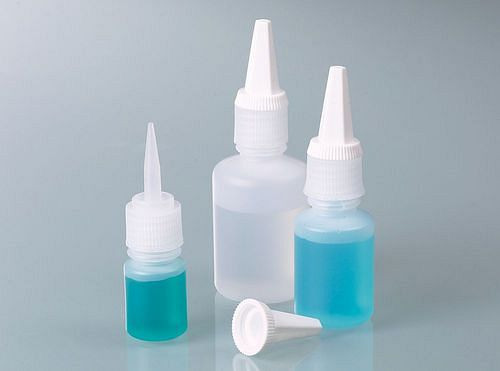 Flacon compte-gouttes DENIOS en PEHD, avec insert anti-goutte et bouchon à vis séparé, 50 ml, paquet de 120, 309728