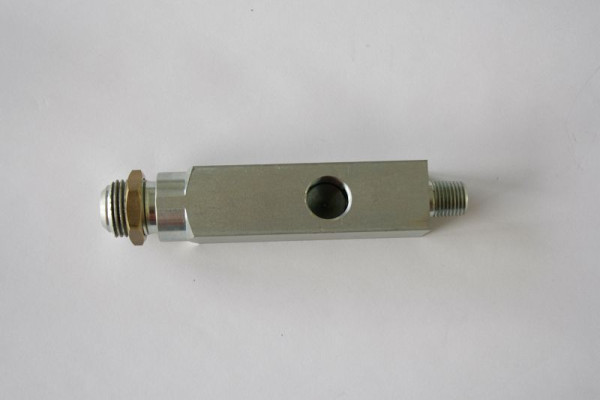 Support d'équipement ELMAG (carré, AG 1/4' x 1/2', IT 3/8') pour compresseurs MEISTER & EUROAIR avec chaudière 50 litres, 9100243
