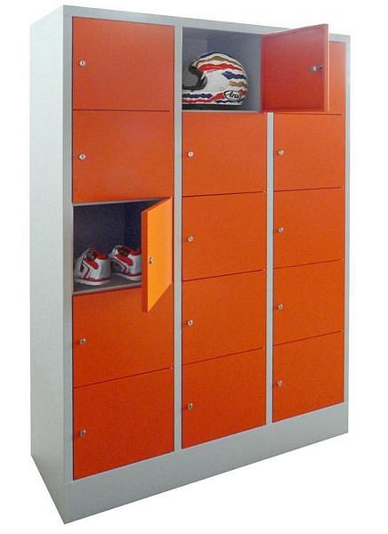 Armoires de vestiaire PAVOY avec piètement, largeur du compartiment 400 mm, 21265-354-401