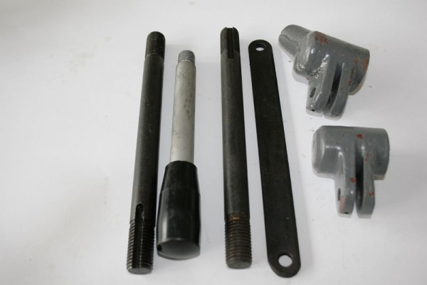 Dispositif de serrage de table ELMAG complet pour GBM 4/40 SGA, 9802240