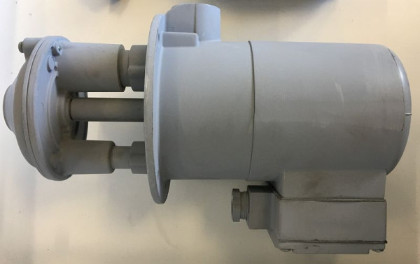 Pompe à eau ELMAG 400 volts (N° 135) pour Maxi-Coup, ZSM 1050/900, 9601350