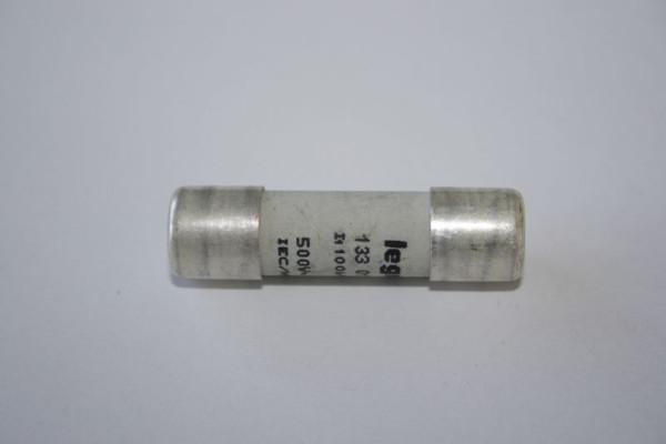 Fusible ELMAG 'CERAMIC', 10x38 mm, 6 ampères pour toutes les scies MKS 'CE', 9708363