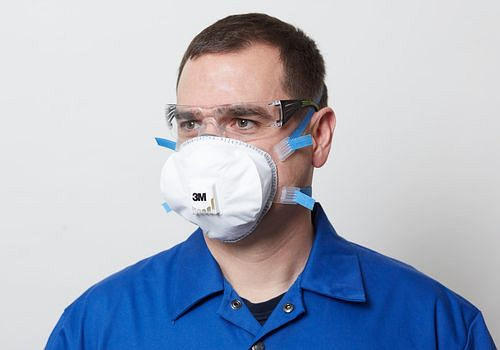 Masque respiratoire 3M Premium 8825+, niveau de protection FFP2D, UE : 5 pièces, 149-214