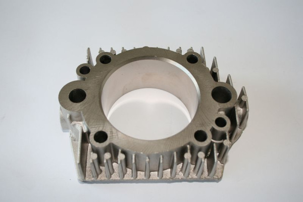 Cylindre ELMAG n° E38 (hauteur : 31,5 mm) pour EXTREME BENZ 380 et SUPERFOX 240 (12/24 volts), 9201217