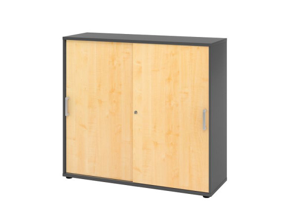 Armoire à portes coulissantes Hammerbacher 1753S CE, 3 OH, corps : graphite/façade : érable, 120 x 40 x 110 cm (LxPxH), 2 portes coulissantes, poignée chromée CE, V1753S/G/3/CE