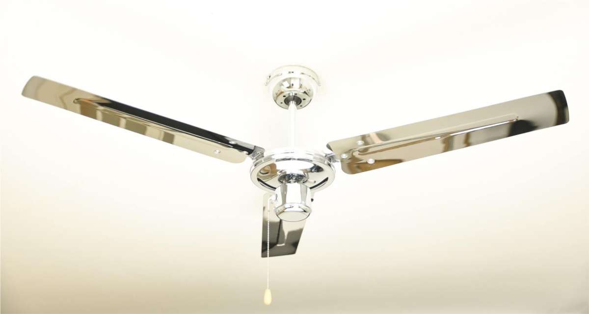 Ventilateur de plafond Borealis Pin 122 cm avec éclairage LED et télécommande | Boutique en ligne plentyShop LTS