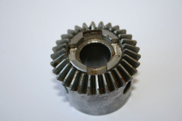 Arbre de transmission conique ELMAG Ø 40 mm, pour GBM 4/50 SGA, 9802271