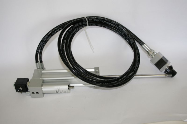 Vérin hydraulique ELMAG complet, avec tuyau et régulateur pour MACC 301 CSO, 9709528