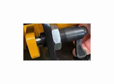 Serrure ELMAG avec écrou M20x10 pour poignée, pour tous les modèles PC (plaques vibrantes avant), 9603034