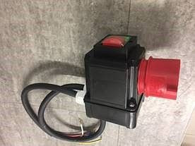Interrupteur ELMAG 0/1 complet, avec fiche pour ZSM 880/650 (No. 49), 9601352