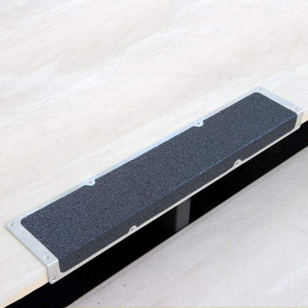 Pantalon de farine profilé de bord antidérapant en aluminium avec revêtement antidérapant m2, noir extra fort 120x1000x45mm, AKM4SF2