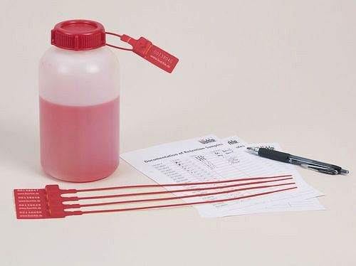 Flacon DENIOS à col large en PEHD, refermable pour une sécurité accrue, 500 ml, paquet de 48, 309702