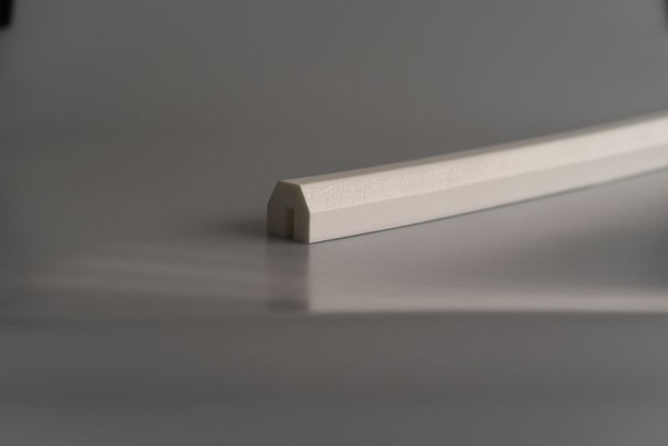 Protection d'angle Knuffi, profil d'avertissement et de protection type AA, blanc, 5 mètres, PA-14320